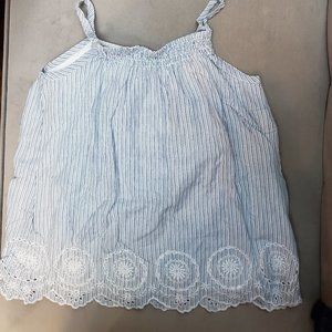 Old Navy 100% Cotton Girls Blue eyelet Top  Size S  Bluestripe